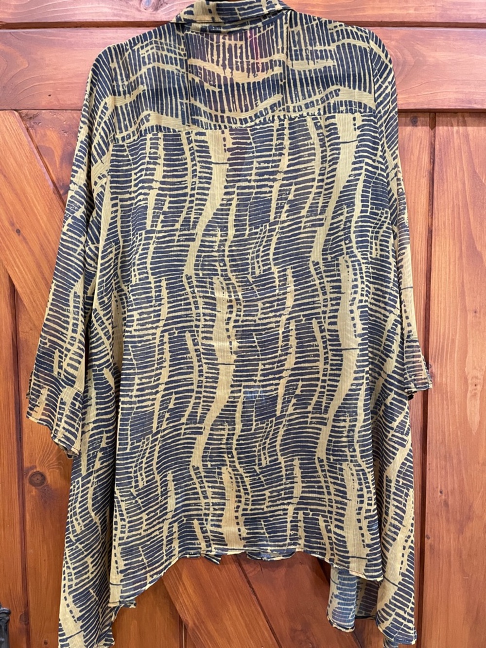 IC By CONNIE K Textured Pattern Button-Down Tunic in Mustard & Black Sz XL - Picture 3 of 9
